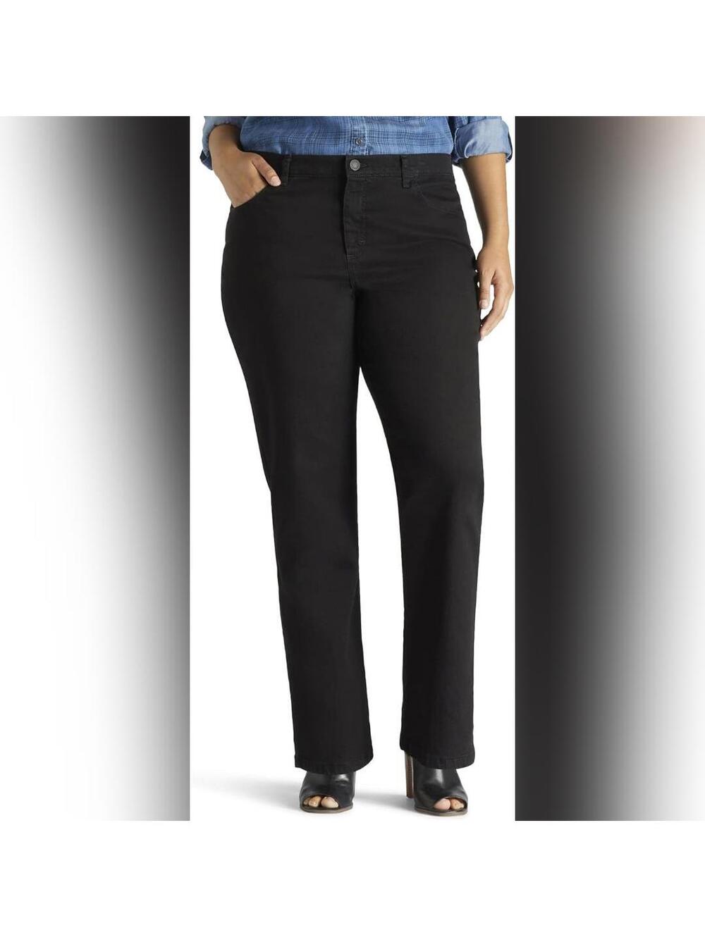 NWT Lee Plus Size Slims Classic Relaxed Fit Monroe Straight Leg Jean, 26W
